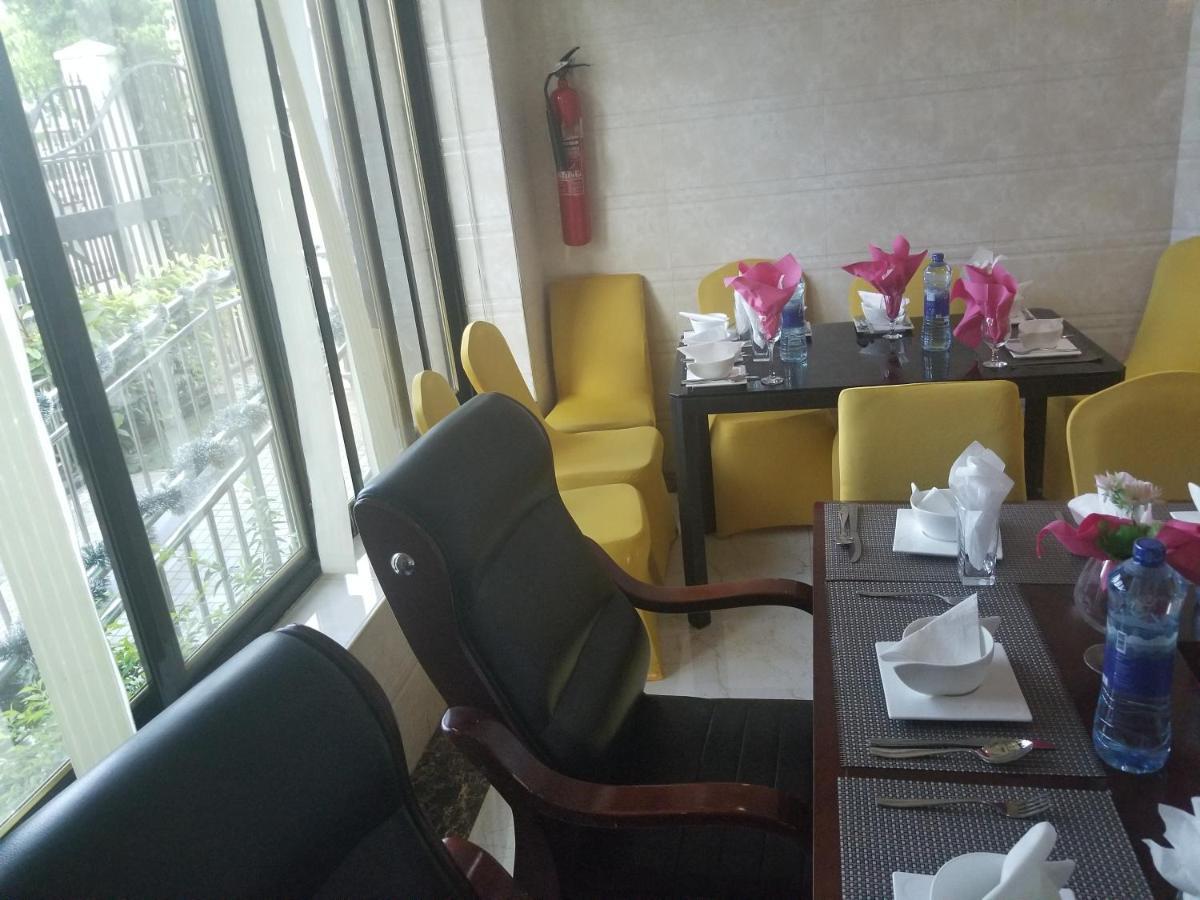 Star City Hotel Дар ес Саалам Екстериор снимка