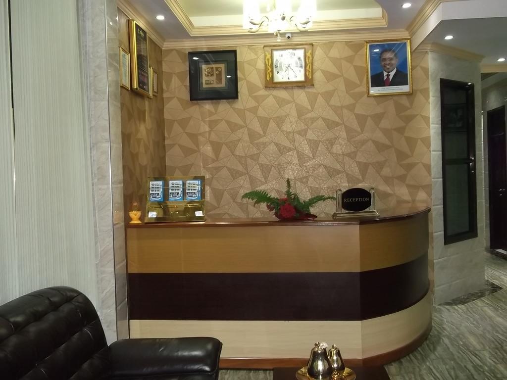 Star City Hotel Дар ес Саалам Екстериор снимка